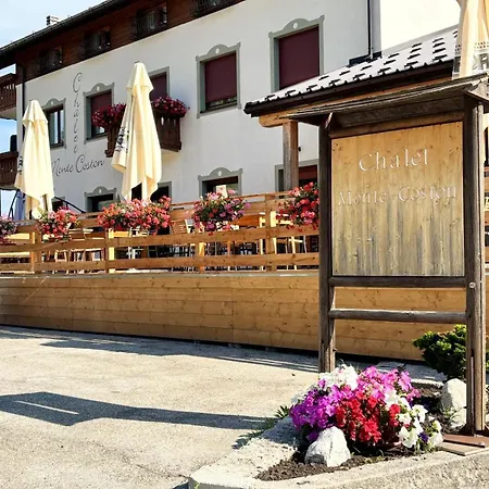 Monte Coston מלון